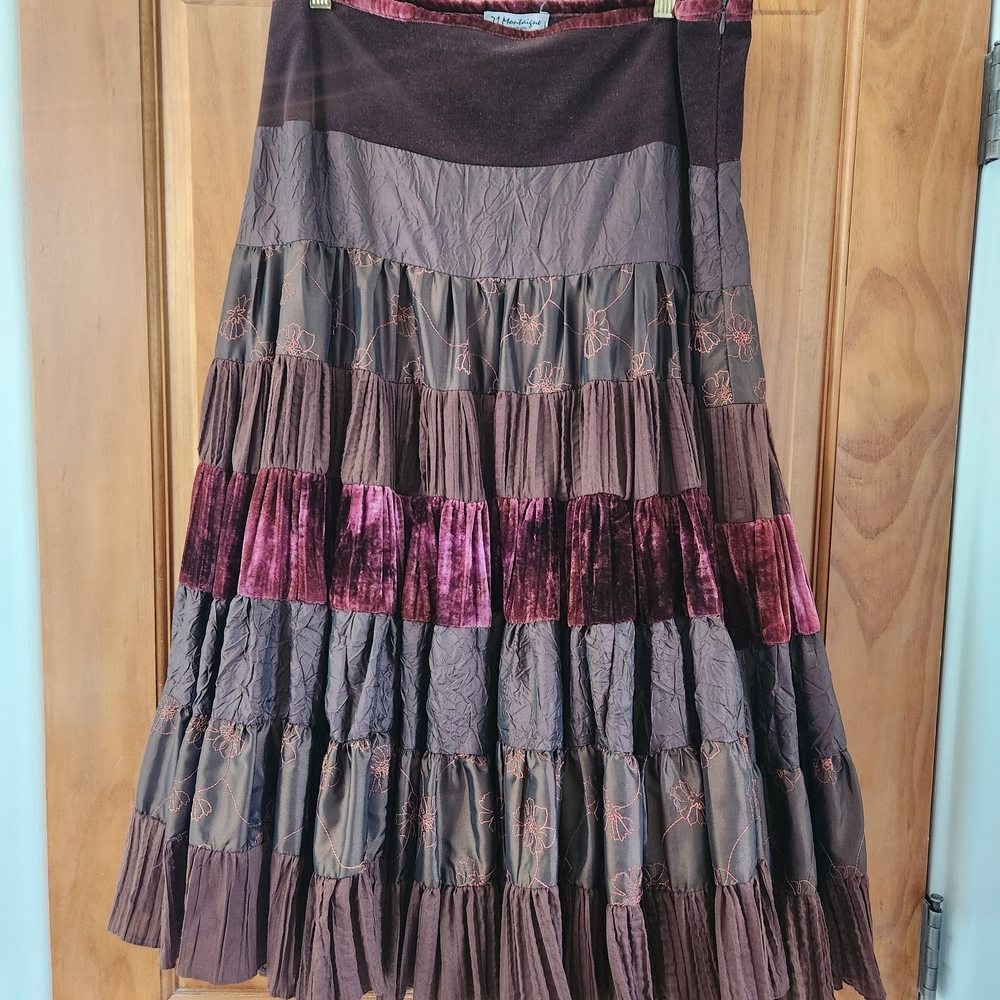 Chic Vintage Brown and Burgundy Tiered Maxi Skirt